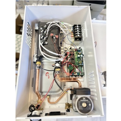 Электрический котёл отопления MIDEA MEB 5-12 VOLTA