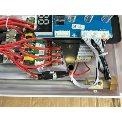 Электрический проточный водонагреватель Элемент Комфорта FLOW 12 вертикальный